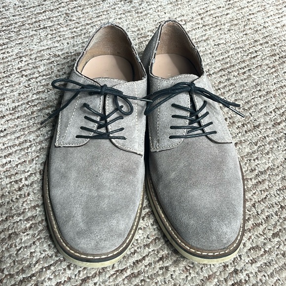 Banana Republic Other - Banana republic• Gray Suede  Dress Shoes •size 8